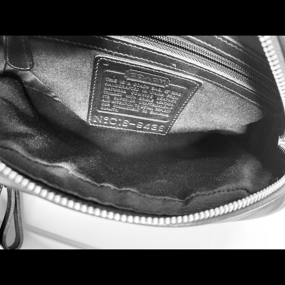 coach leather toiletry bag - Picture 12 of 12